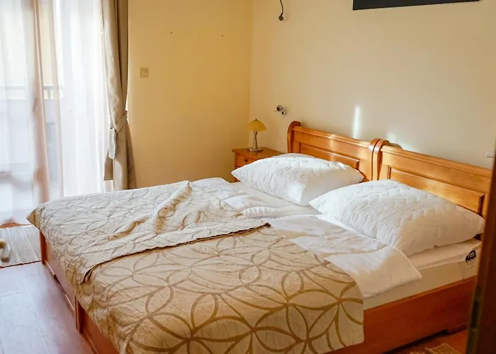 Bulharsko - Garden Of Eden * Sveti Vlas